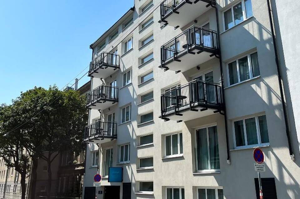 Jimmy's Apartments Lory 2