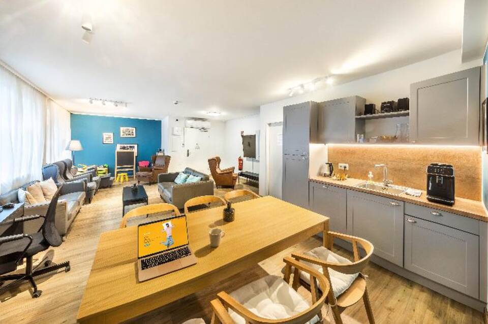 Jimmy's Apartments Lory 4