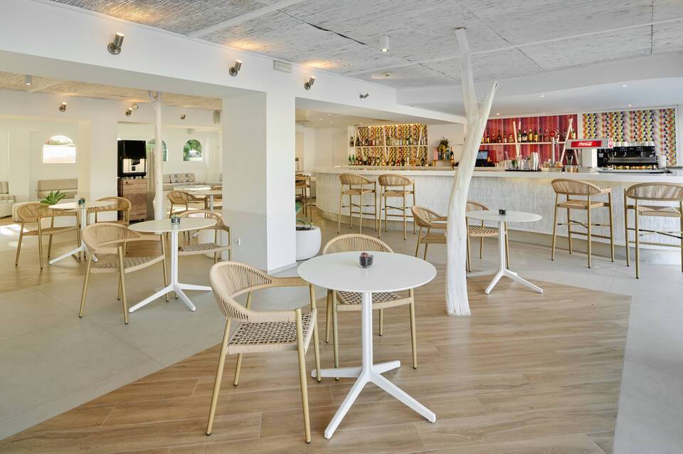 Grupotel Ibiza Beach Resort 4