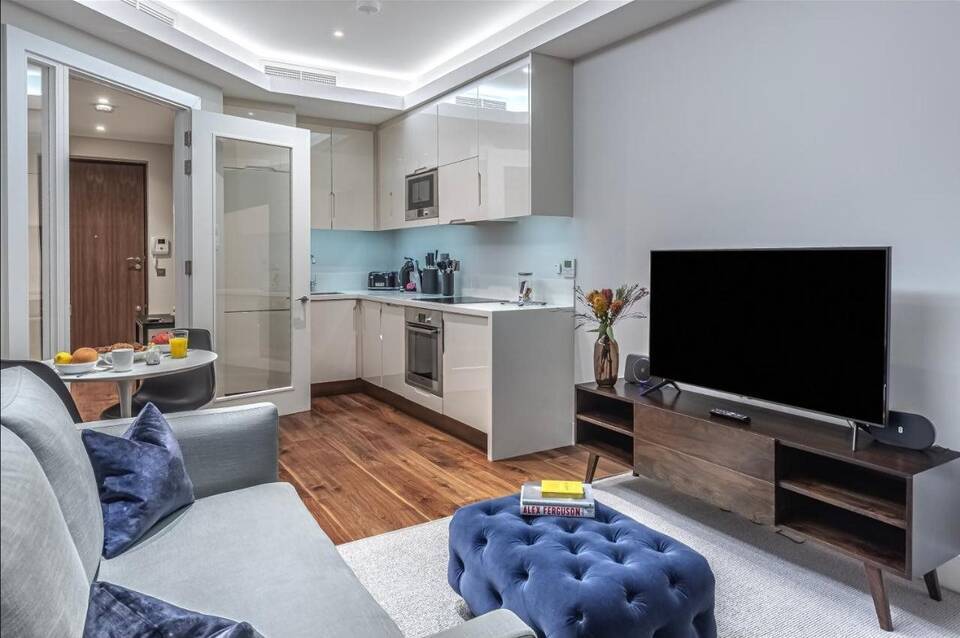 Grays Inn by Q Apartments 1