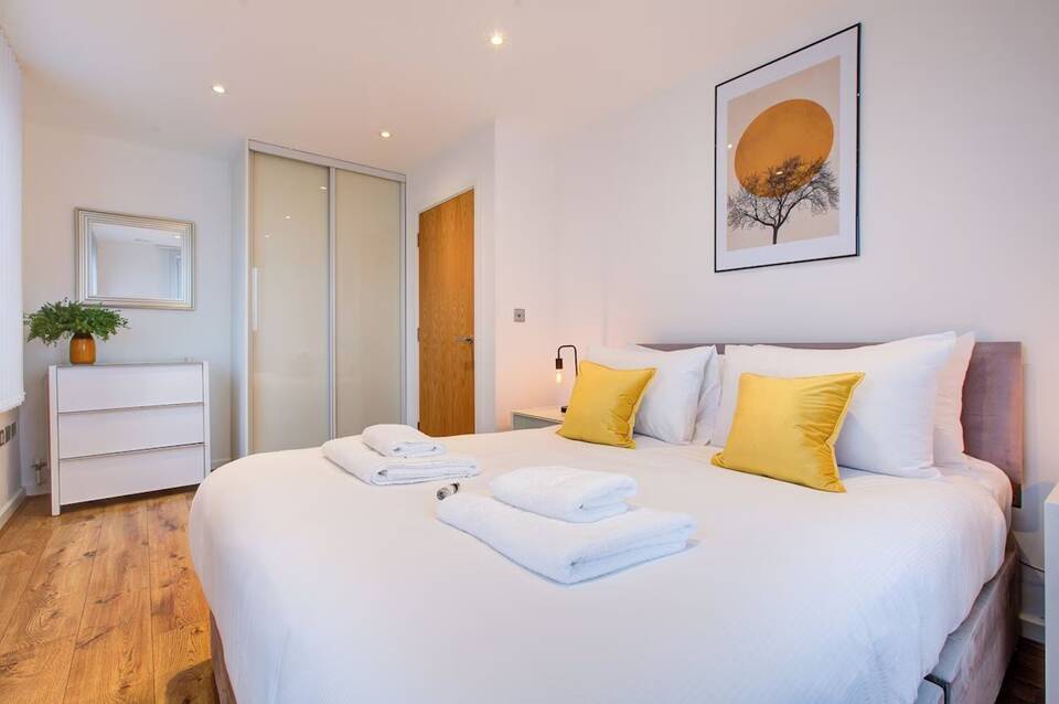 Hybrid Resi Greenwich, London 2