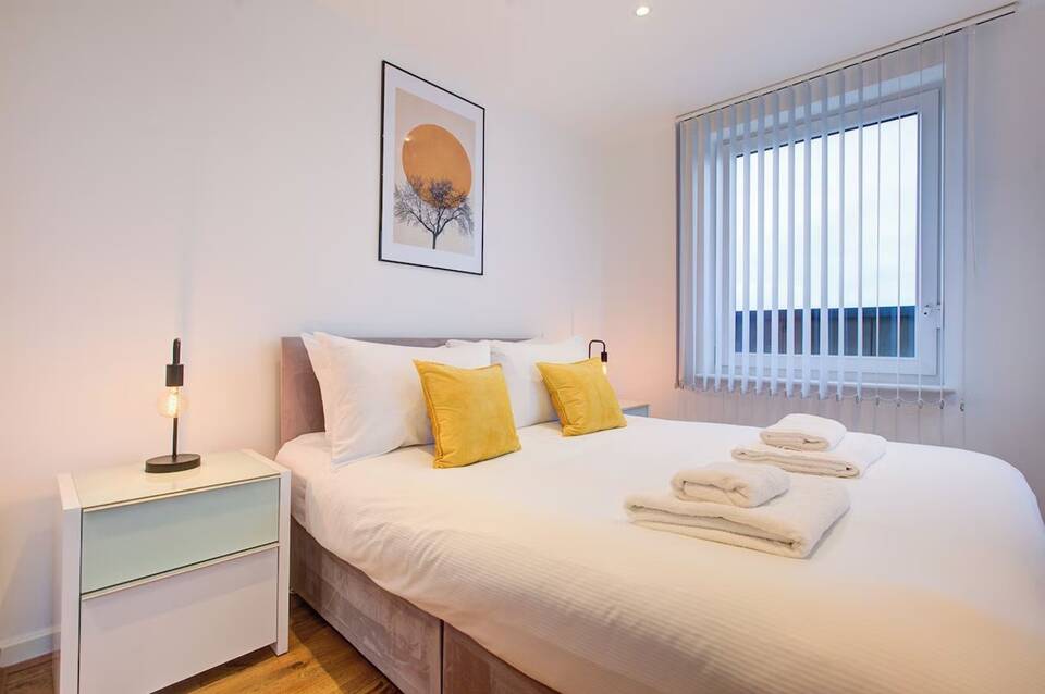 Hybrid Resi Greenwich, London 4