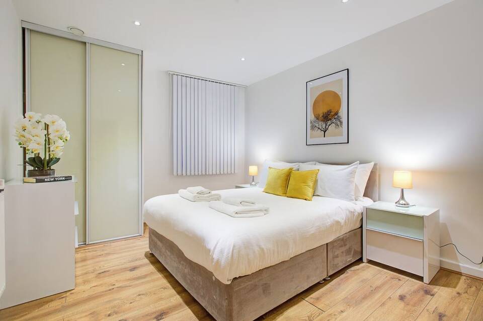 Hybrid Resi Greenwich, London 5