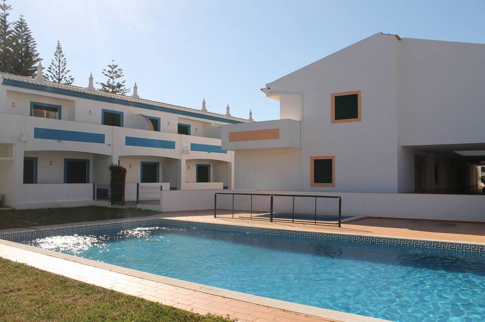 Oasis Beach Apartments 2