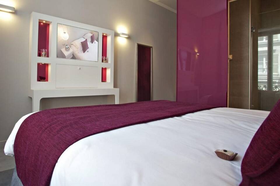 Hôtel Elysée Secret 1