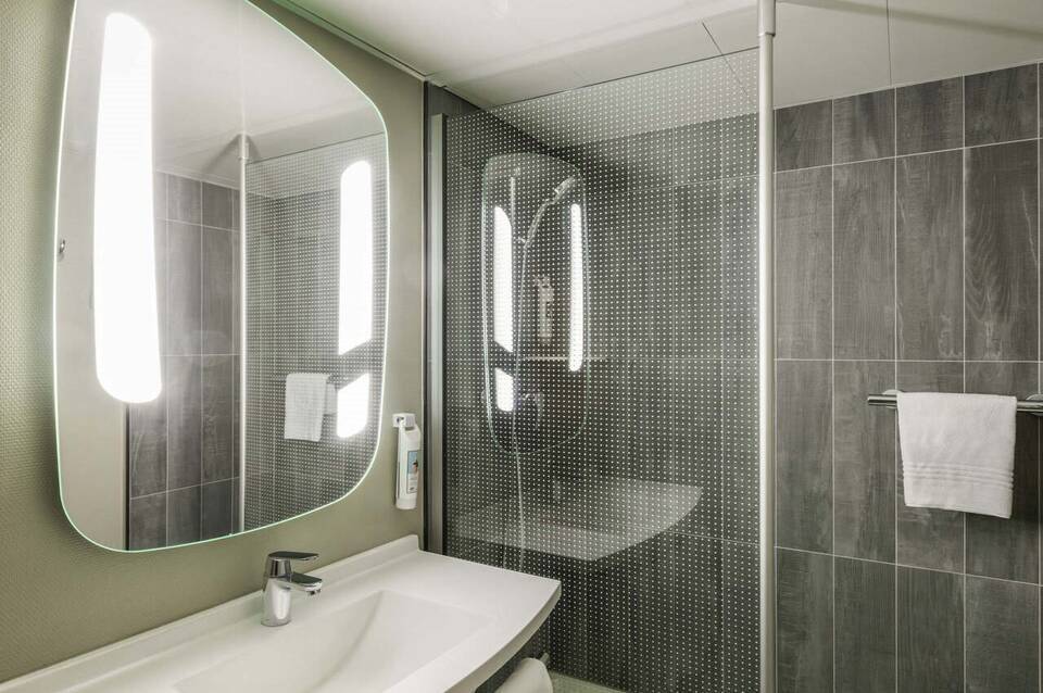 ibis Paris Gare de Lyon Ledru Rollin 12ème 4