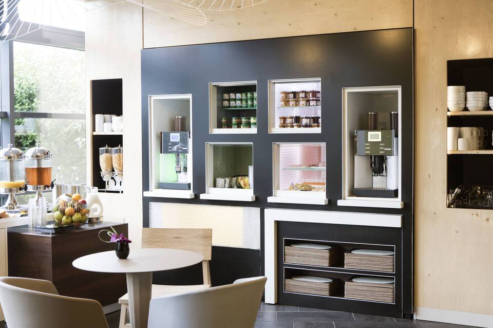 B&B HOME Rueil-Malmaison Gare 2