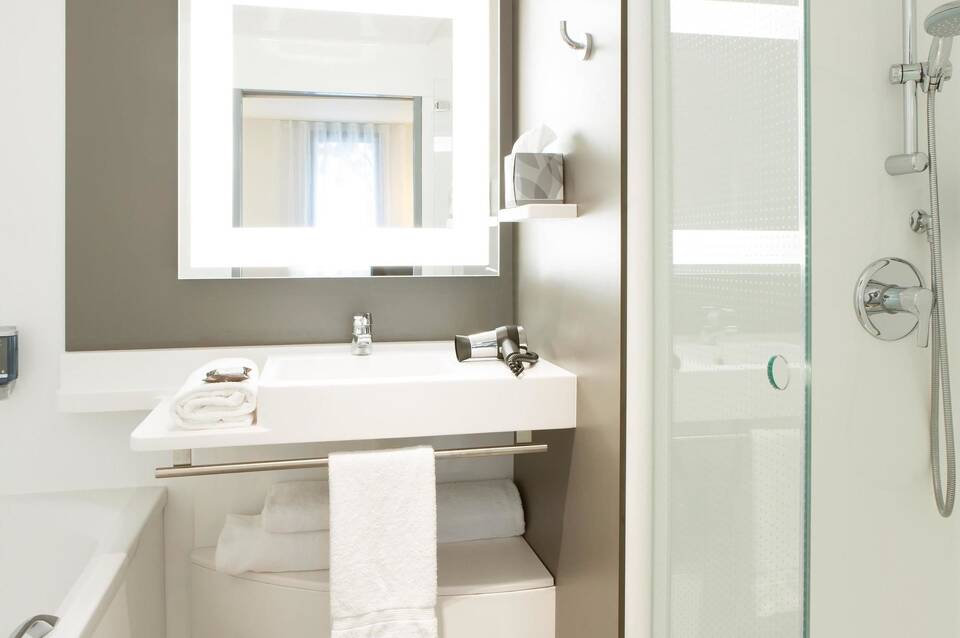 B&B HOME Rueil-Malmaison Gare 3