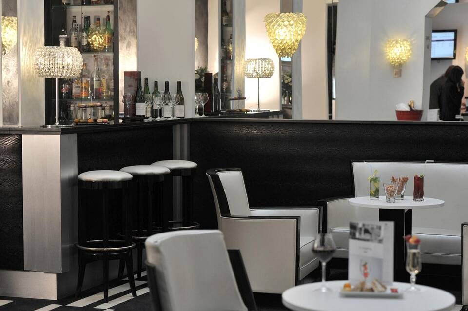 Mercure Paris Opéra Faubourg Montmartre 3
