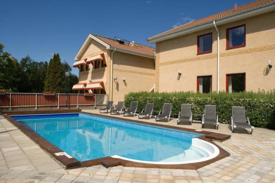 Welcome Hotel 3