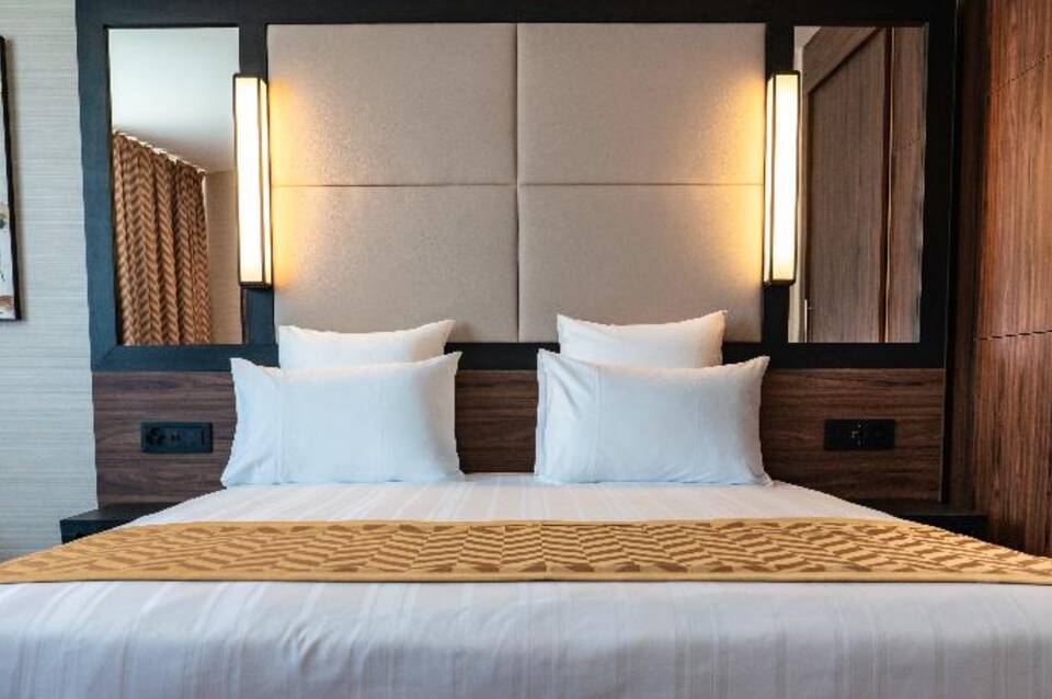 Nash Suites Hotel 2