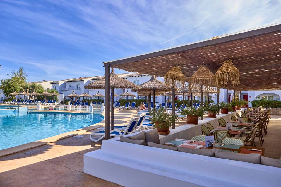 The Sea Club 1